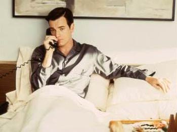 Долу любовта = Down with Love (2003)