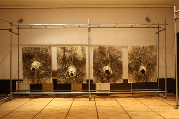  .  (2015)