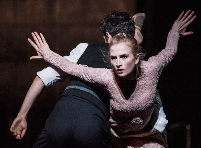 Грете Софи Боруд Нибакен/Grete Sofie Borud Nybakken - в ролята на Хеда Габлер / Hedda Gabler; Shane Urton - Assessor Brack. Photo - Erik Berg